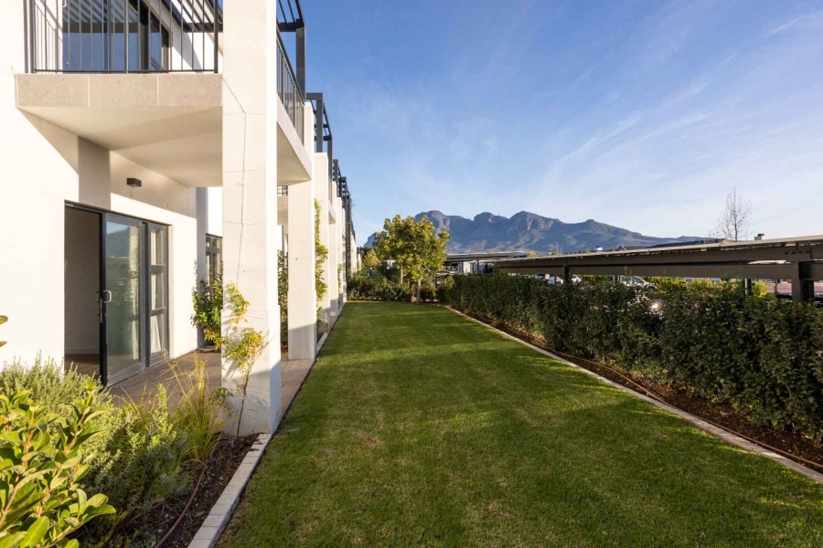1 Bedroom Property for Sale in Val De Vie Estate Western Cape